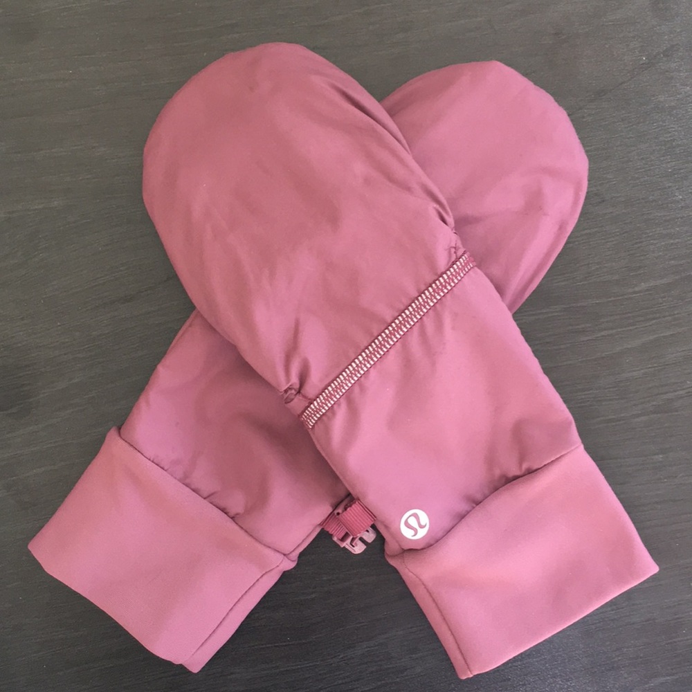 Lululemon Run Fast Gloves Mittens, Pink Color